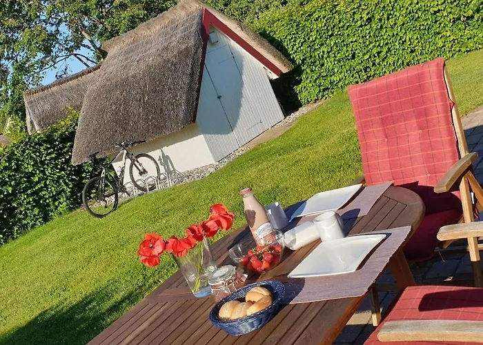 度假居 Thatched House *